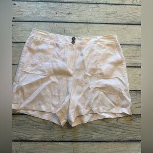 Boden white linen high rise lightweight summer shorts. 16/18